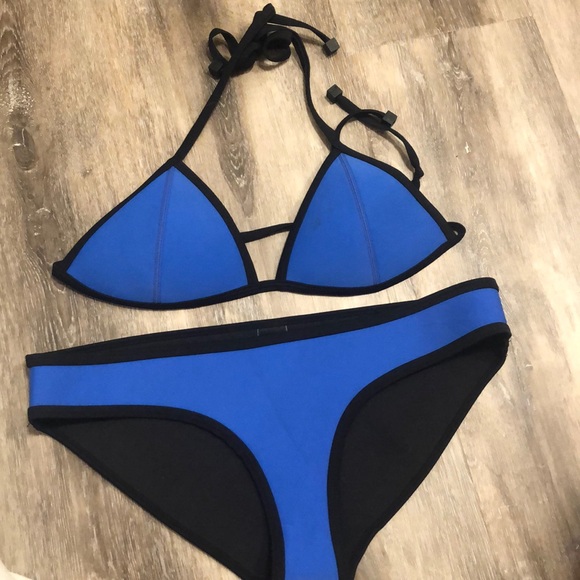 Triangl bikini - Picture 1 of 5